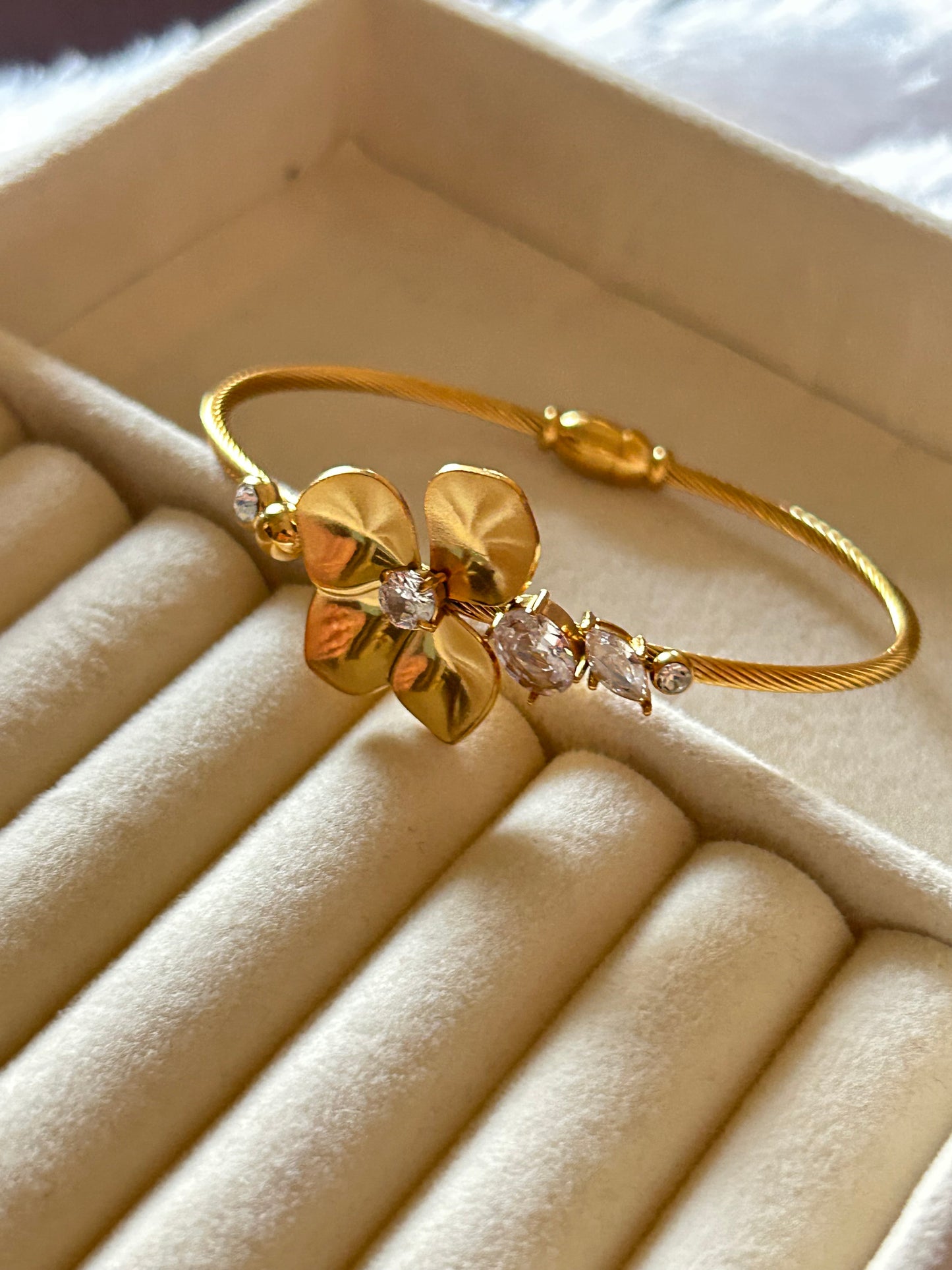 Crystal Flower Bracelet
