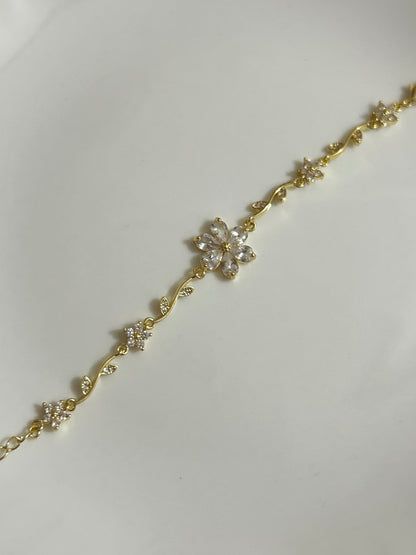 Tulip Chain Bracelet