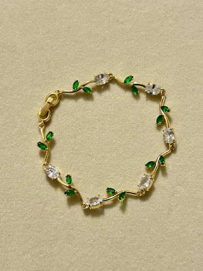 White & Green Tulip Bracelet