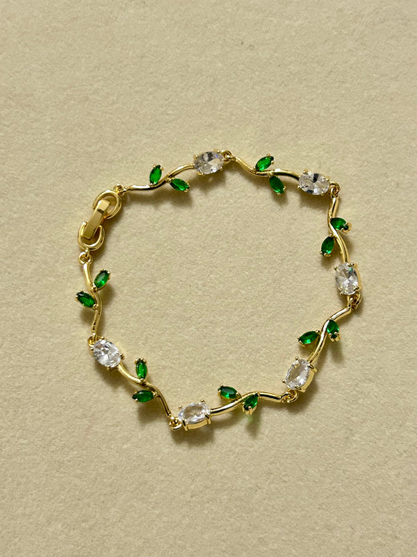 White & Green Tulip Bracelet