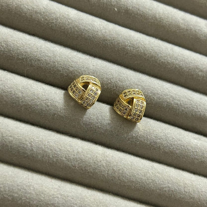 Knot Studs