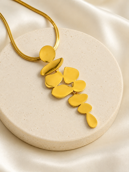 Mariposa Necklace