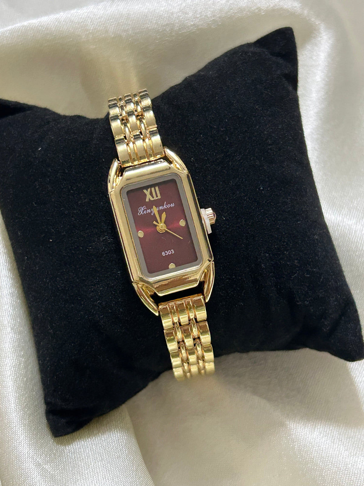 Old Money Maroon Watch