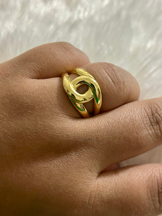 Wave Loop Ring