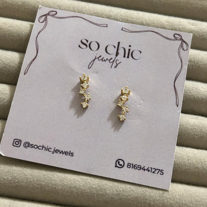 Dainty Diamonds Studs