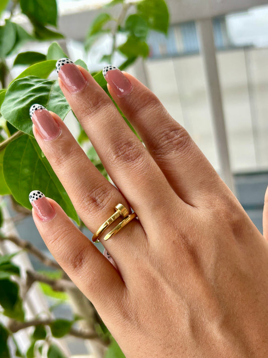 Nail Ring