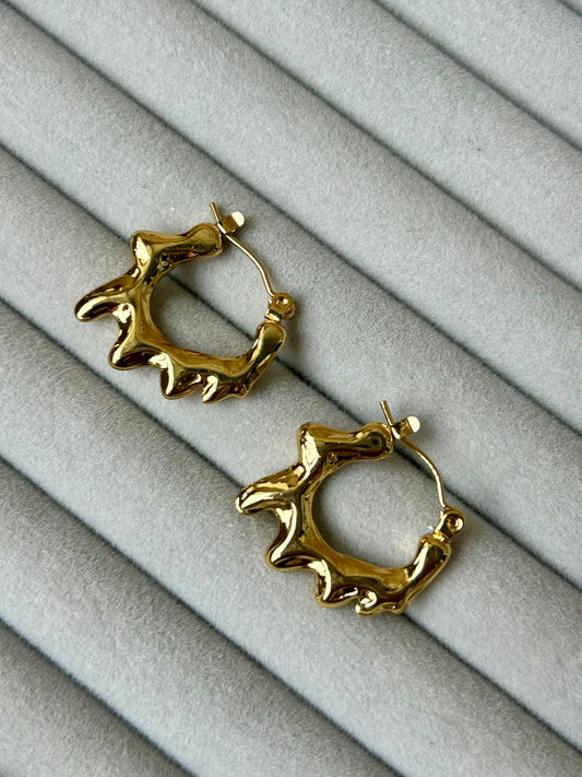 Anti Tarnish Molten Wave Hoops