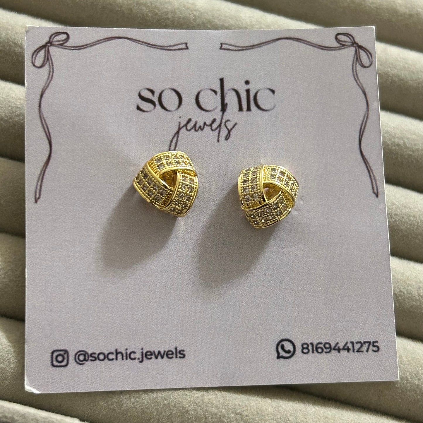 Knot Studs