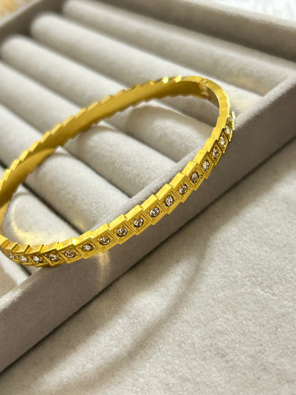 Diamonds Bracelet