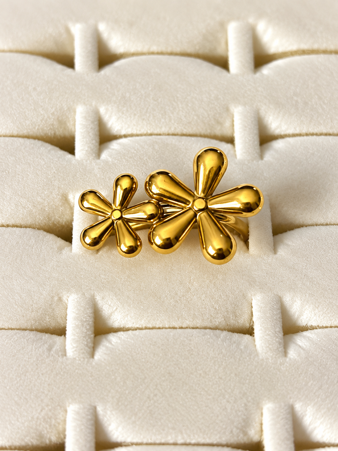 Flowers Adjustable Ring