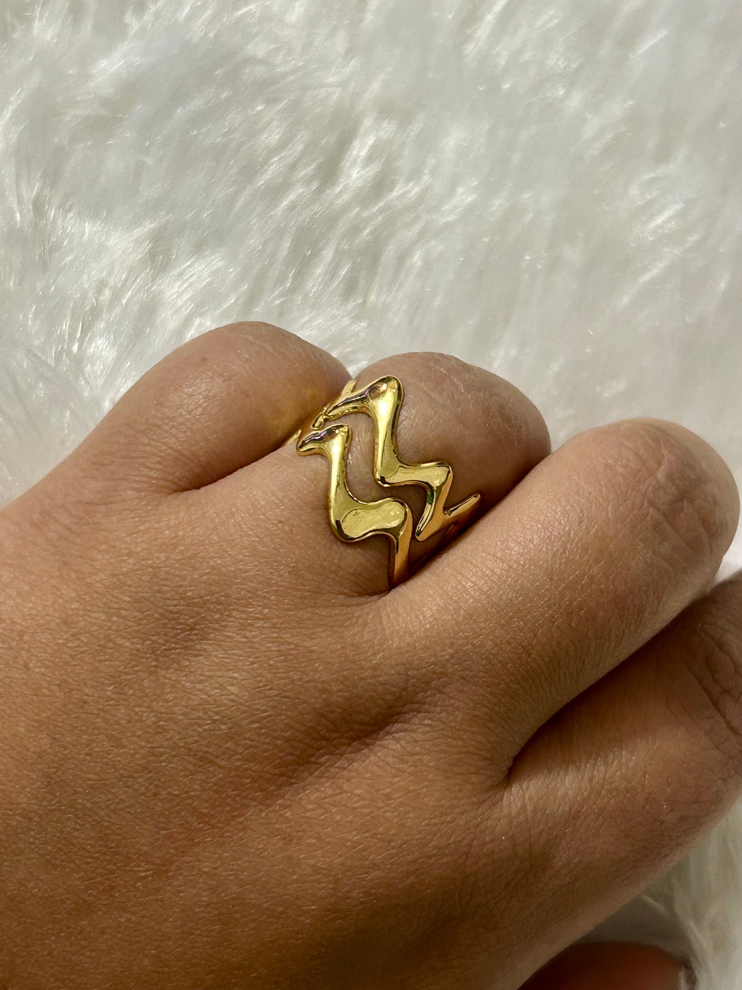 Double Wave Ring