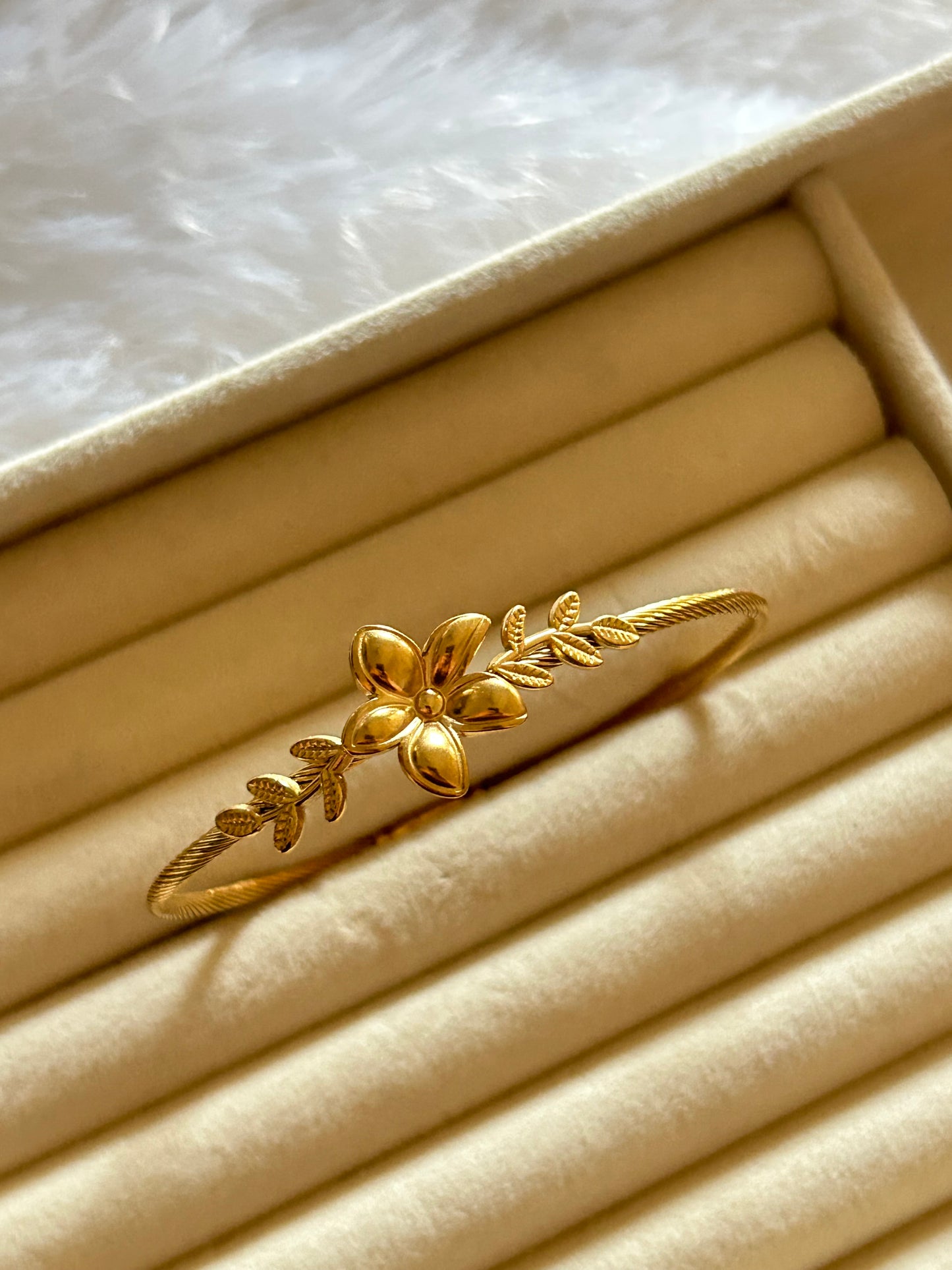 Flower Bracelet