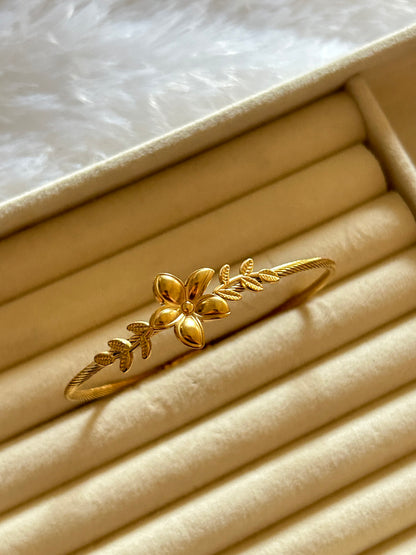 Flower Bracelet