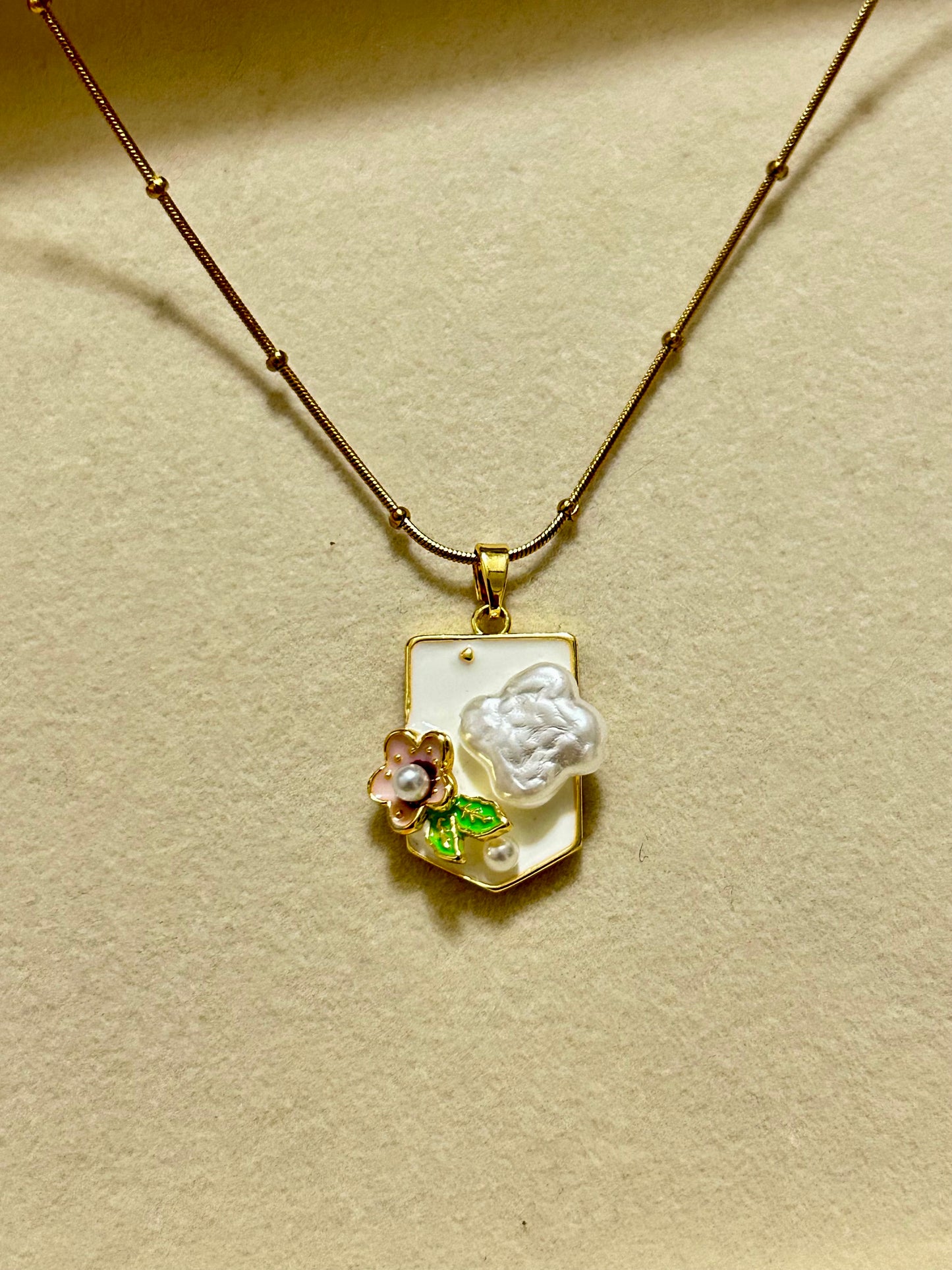 White Floral Necklace