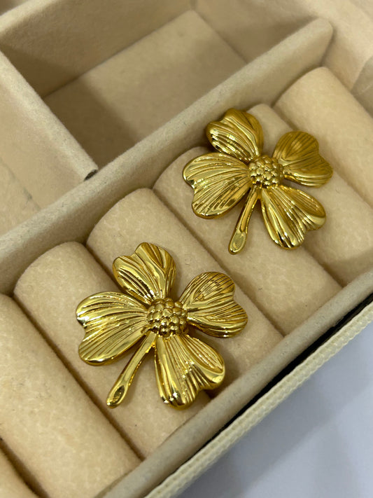 Golden Clover Studs