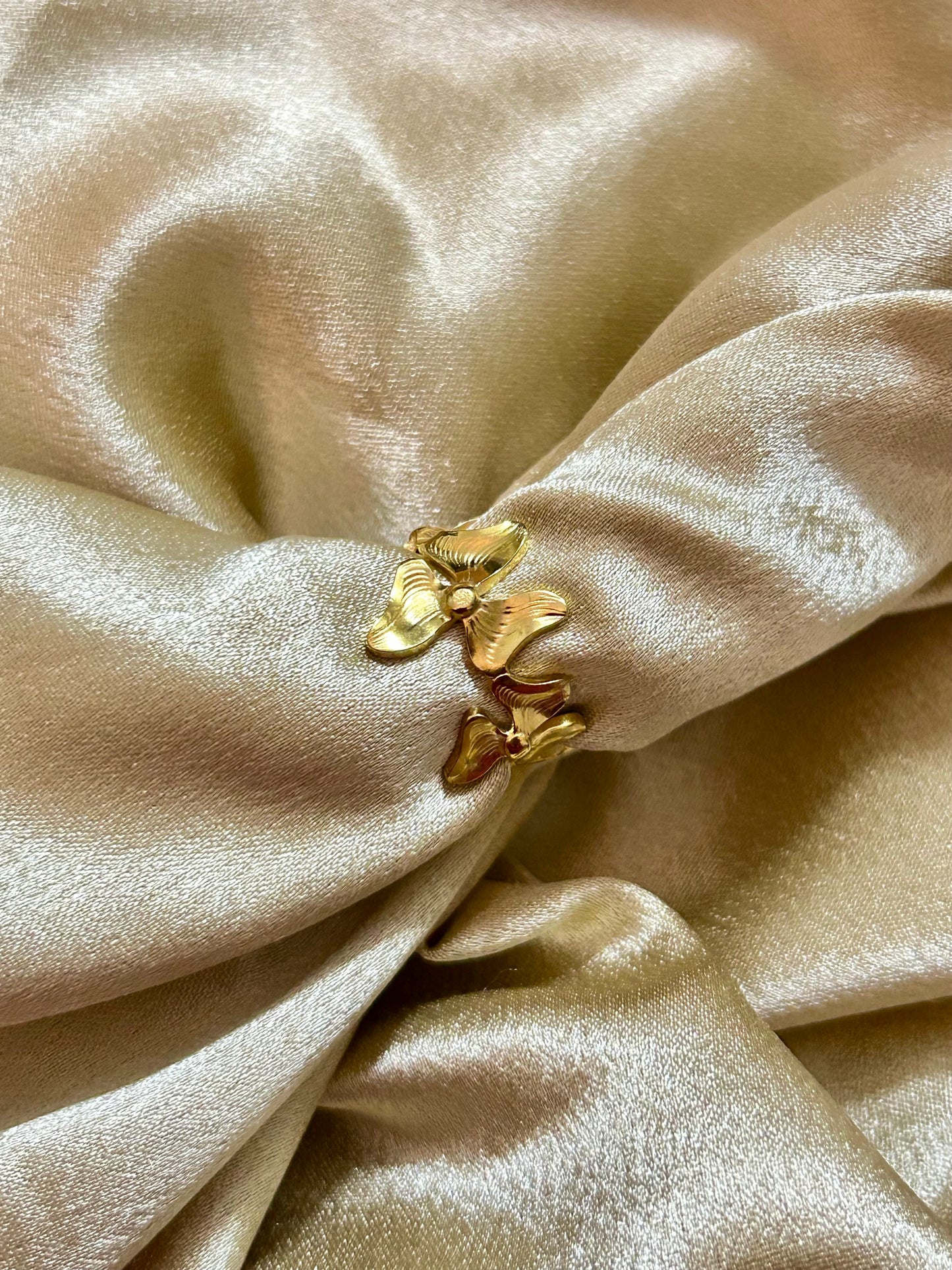 Three Petals Adjustable Ring