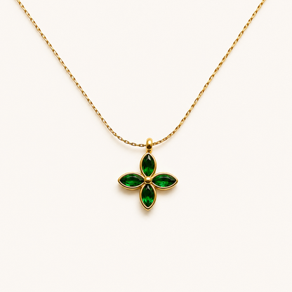 Dainty Green Flower Necklace