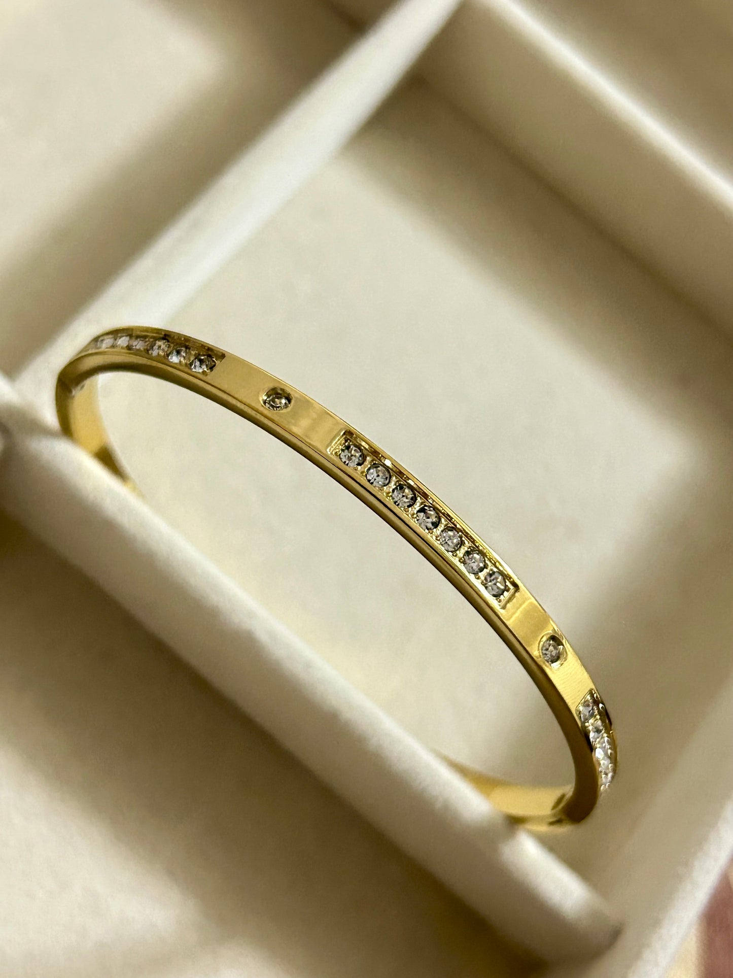 Diamonds Bracelet