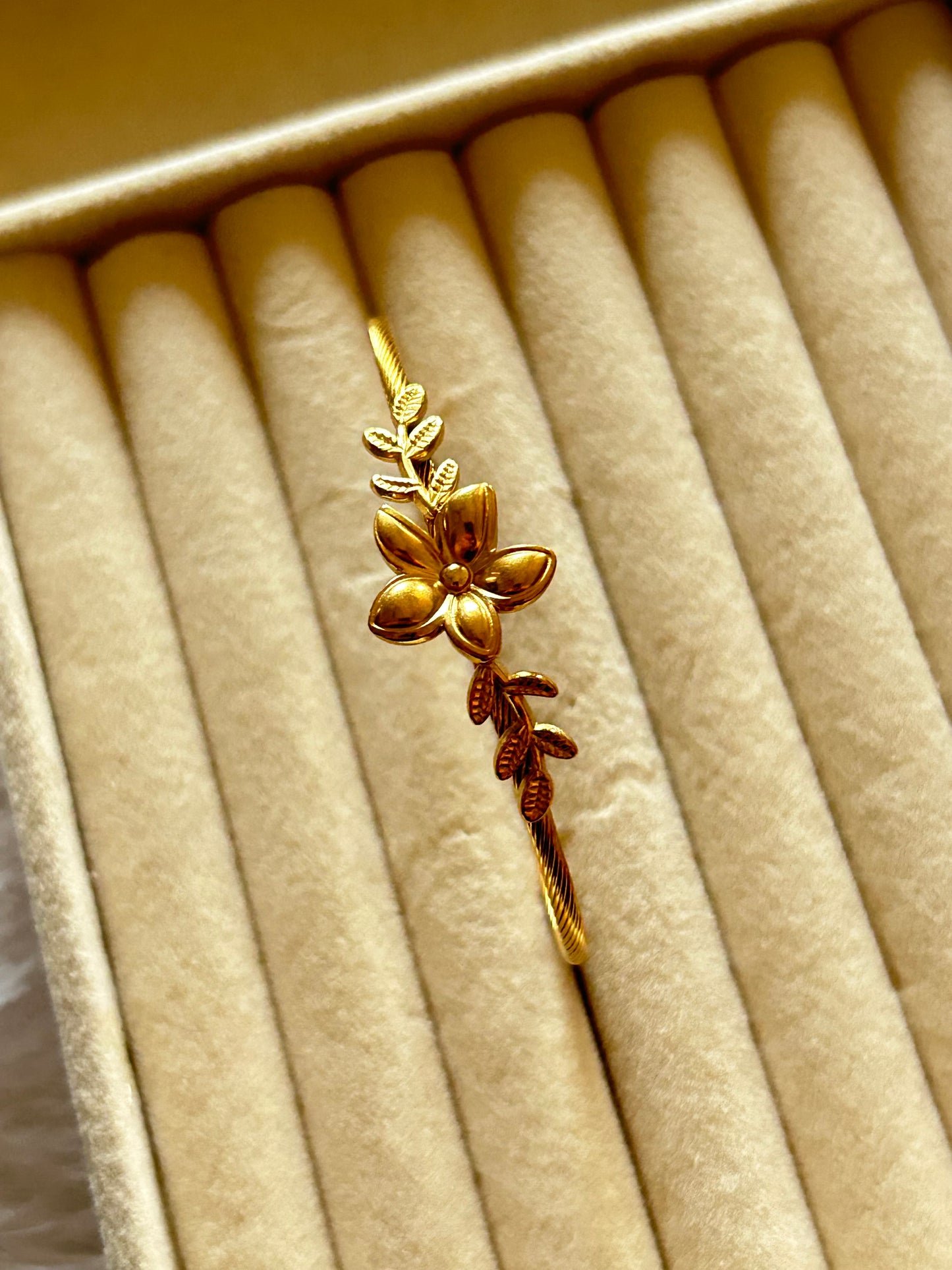 Flower Bracelet