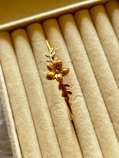 Flower Bracelet