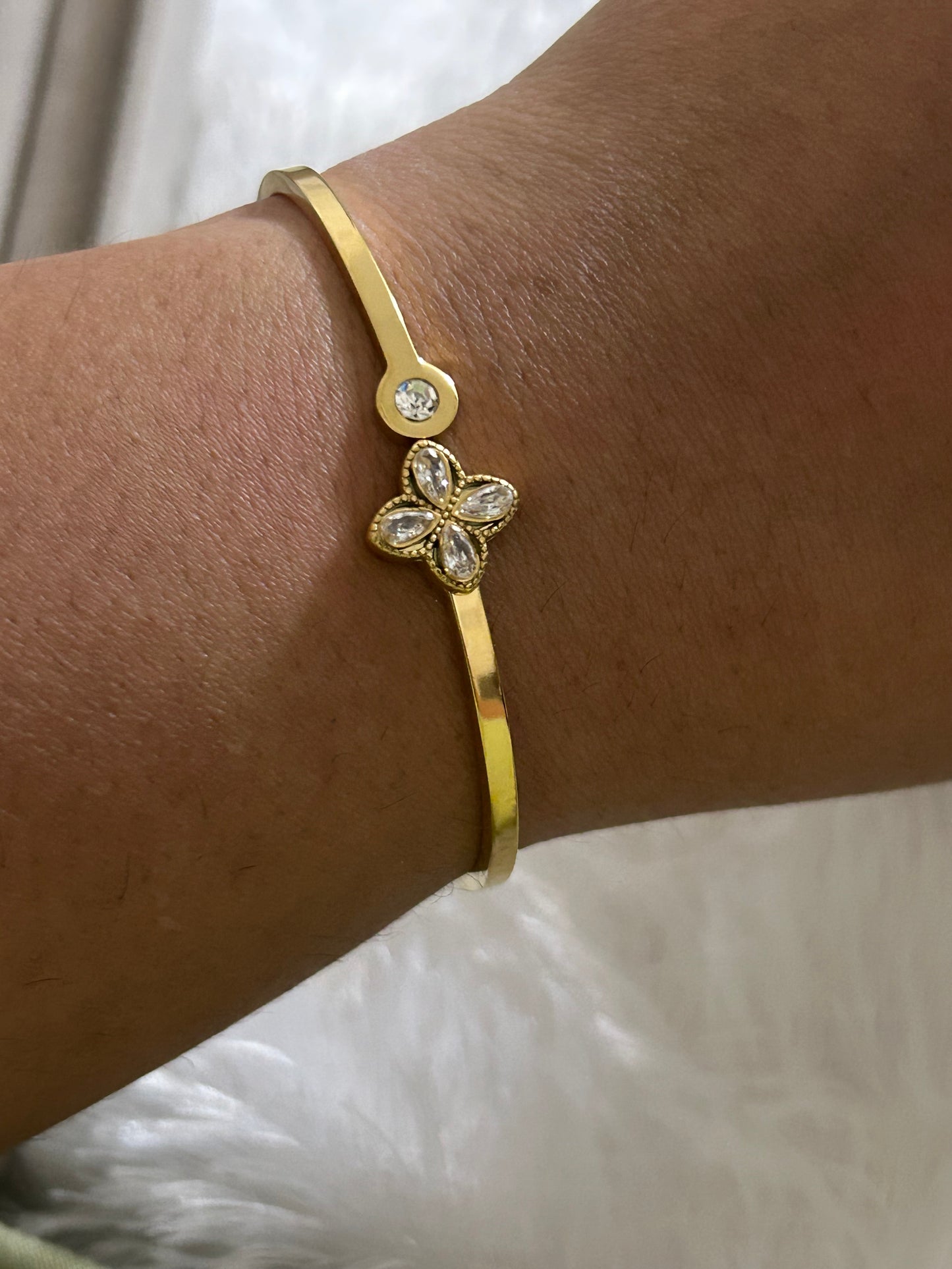 Flower Studded Bracelet
