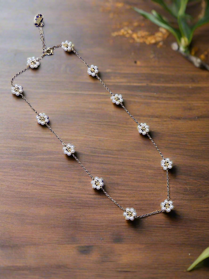 Daisy Necklace
