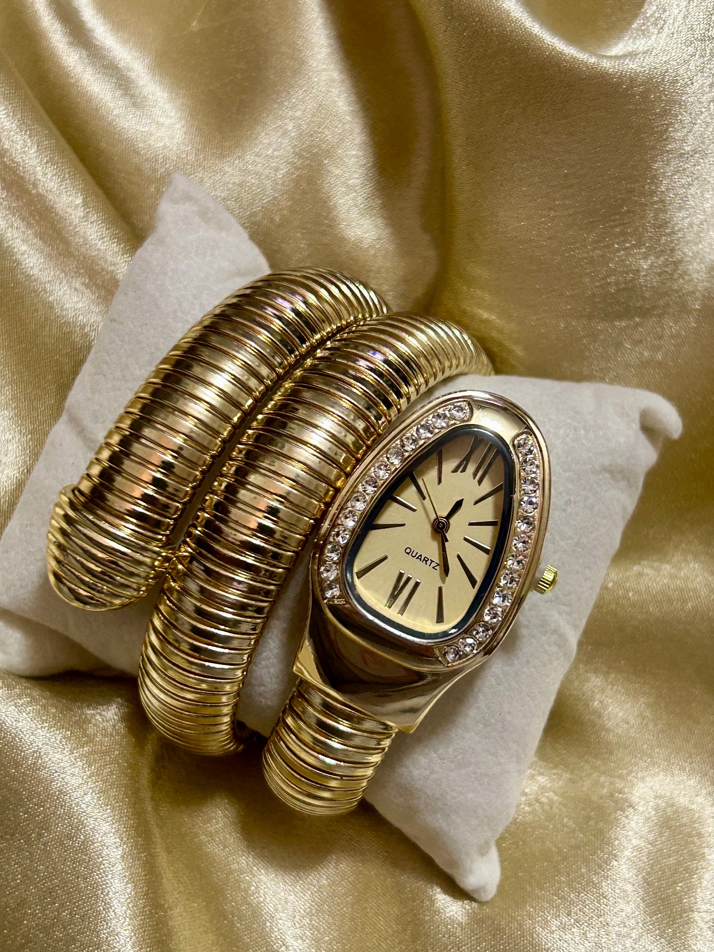 Diamond Snake Watch(Beige Dial)