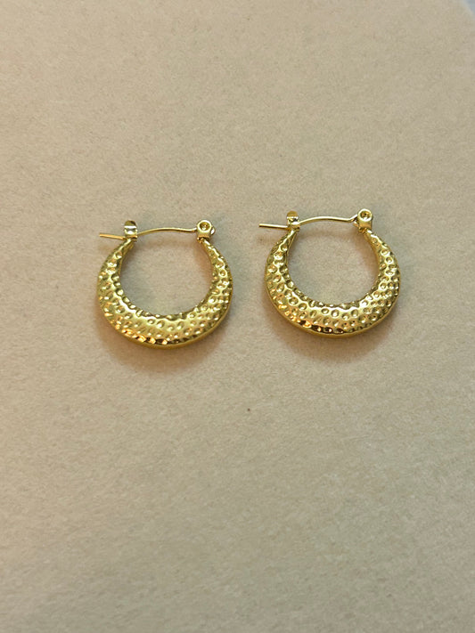 Textured Round Hoops