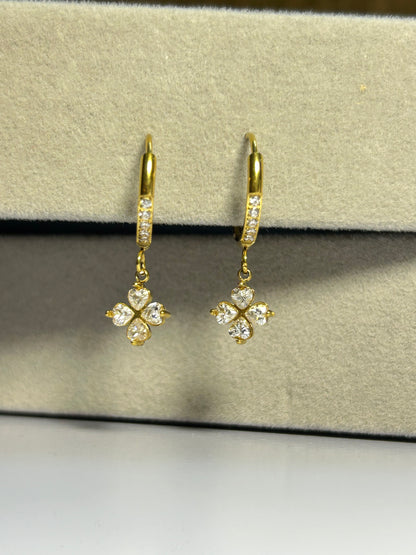 Clover Diamond Huggies