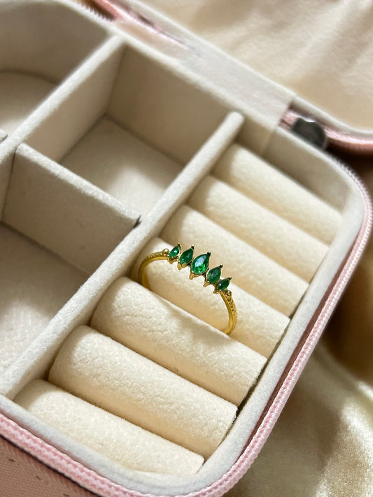 Green Diamonds Adjustable Rings