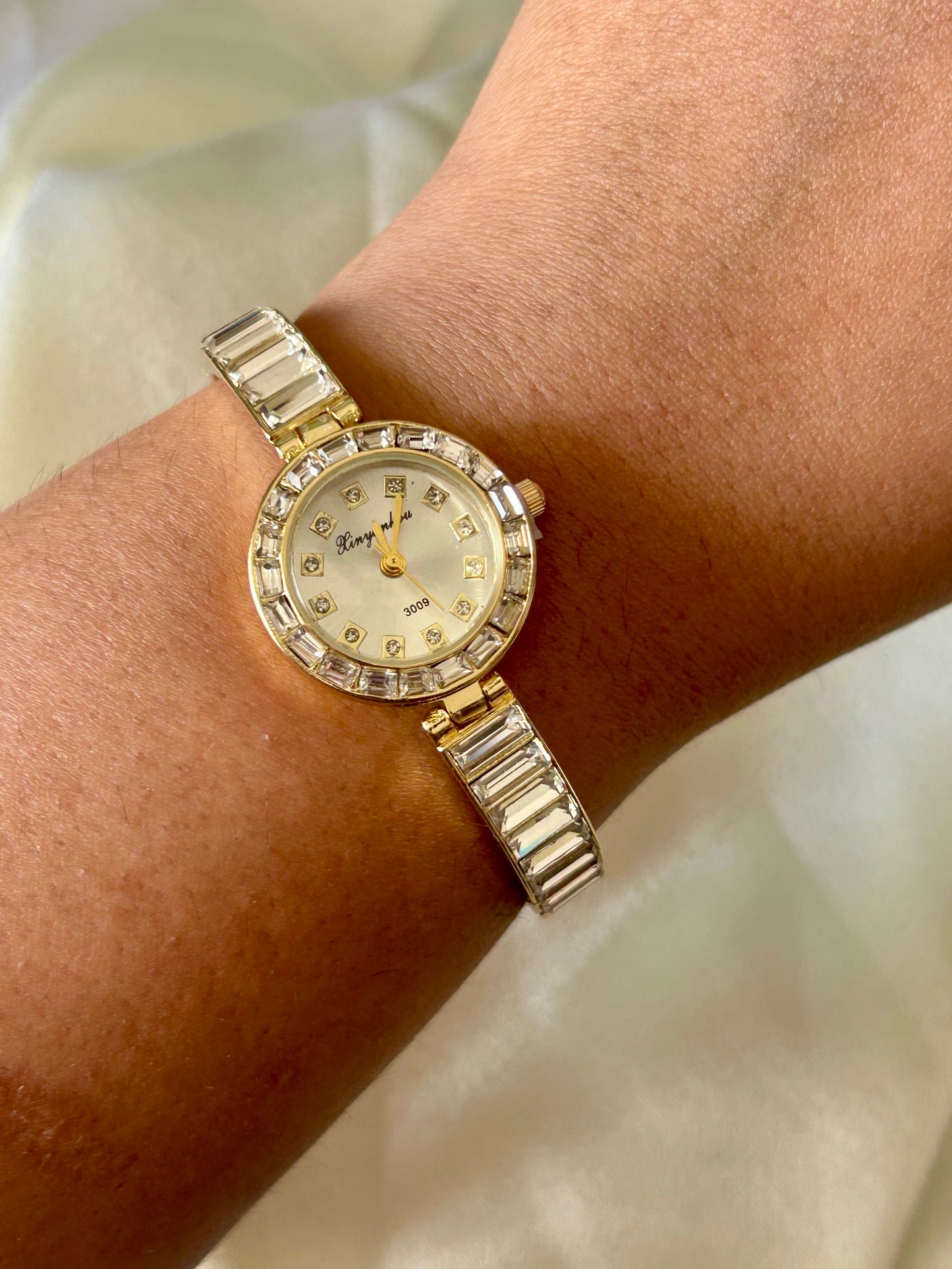 Diamonds Watch