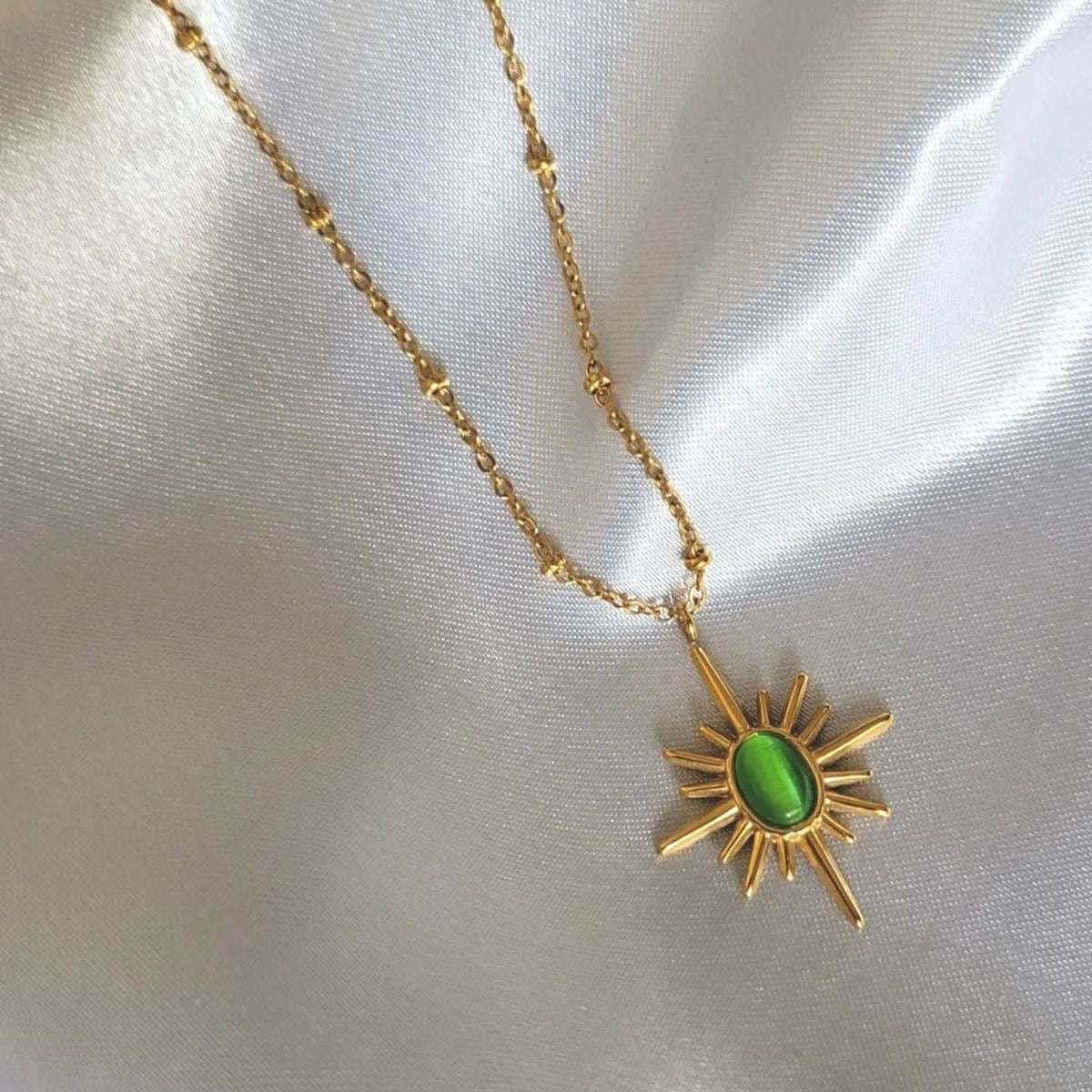 Emerald Solara Necklace