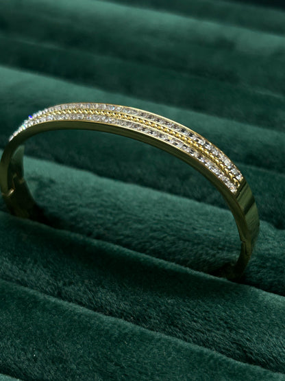 Double Diamond Layered Kada