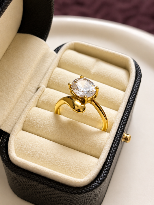 Aurora Solitaire Ring