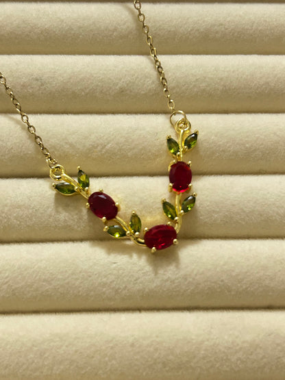 Red & Green Tulip Necklace
