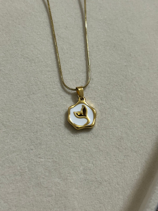Fin Necklace