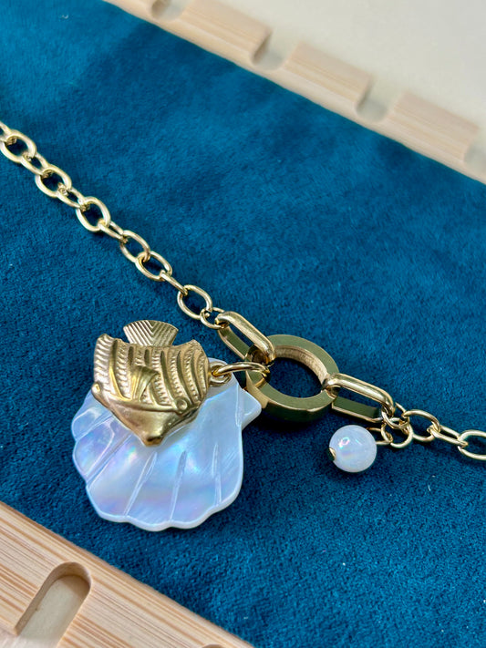Anti Tarnish Voyage Shell Charm Bracelet