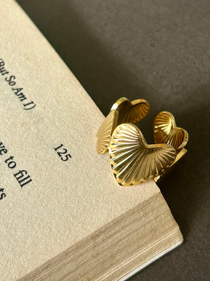Hearts Band Ring