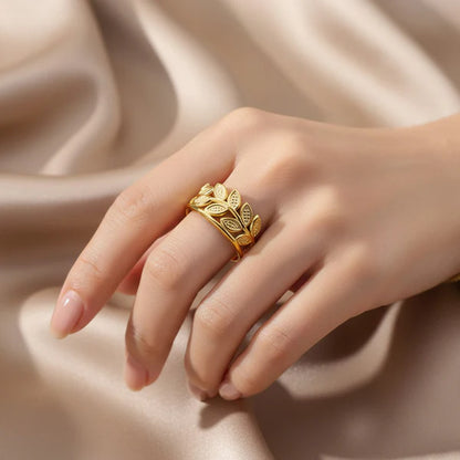 Double Layered Petals Adjustable Ring