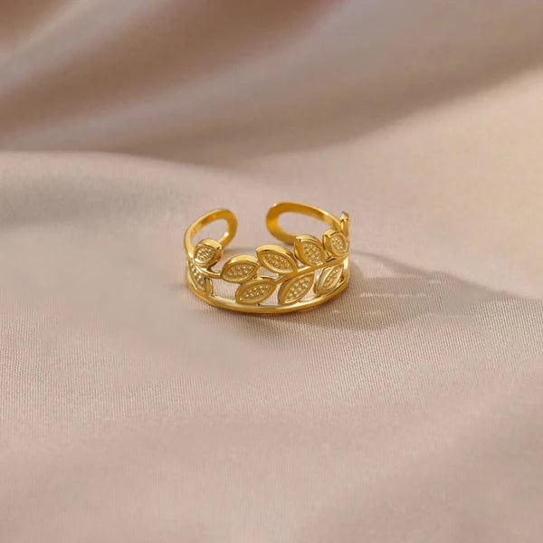 Double Layered Petals Adjustable Ring