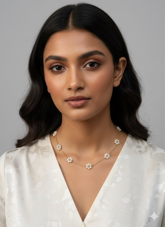 Daisy Necklace