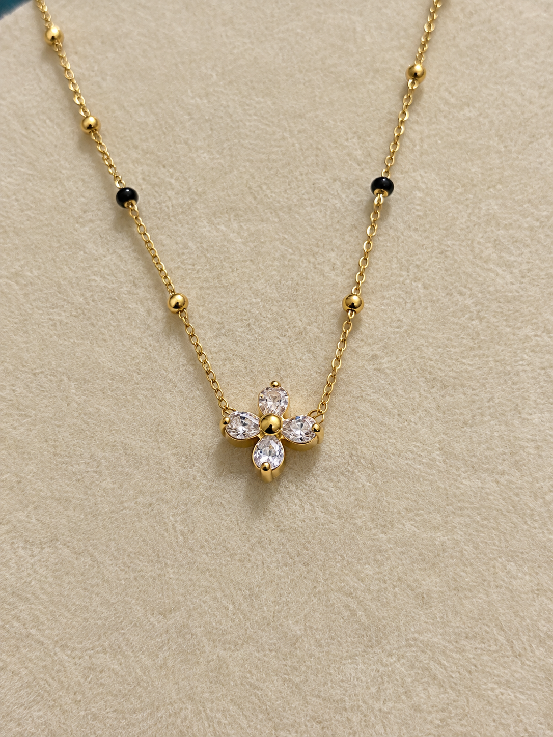 Clover Mangalsutra