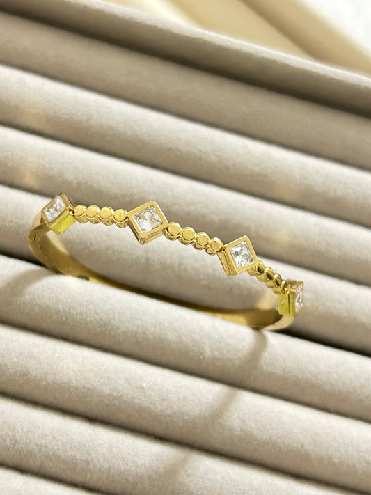 White Diamond Baby Bracelet(Thin Wrist)