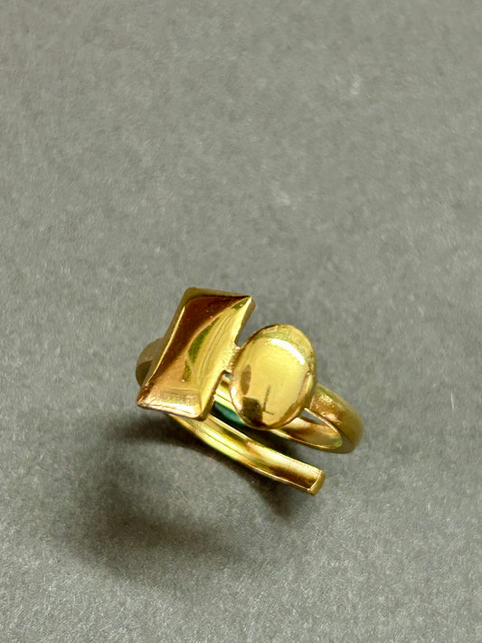 Bold Duality Ring