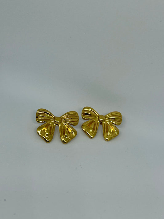 Golden Bow Stud