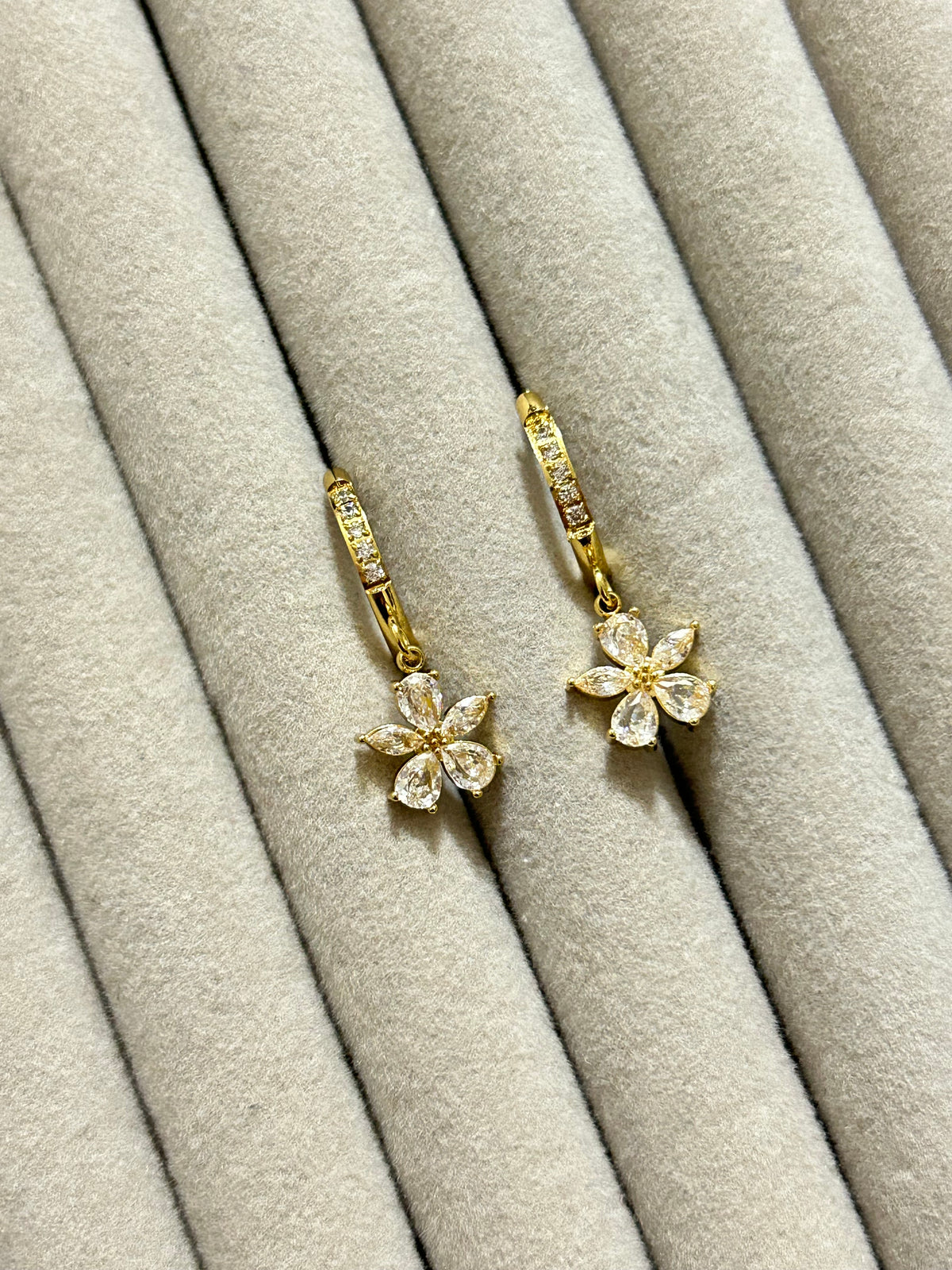 Flower Diamond Huggies