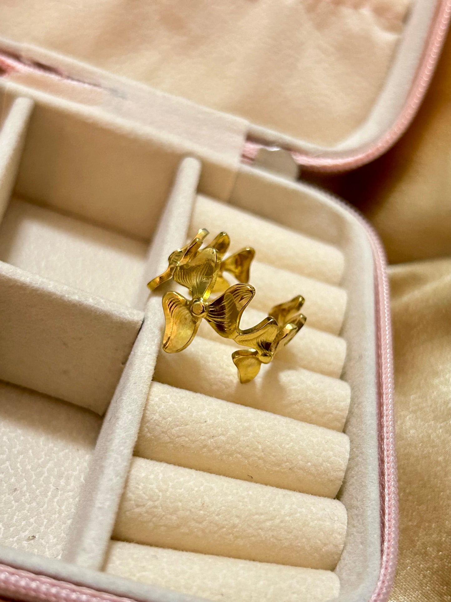 Three Petals Adjustable Ring