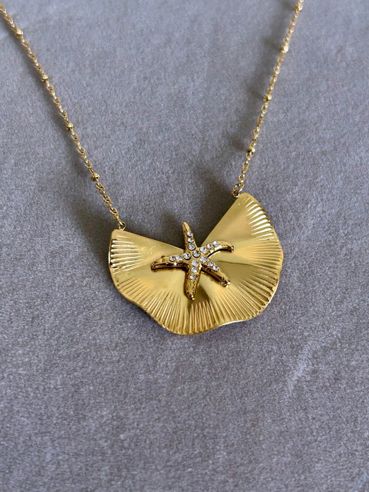 The Shoreline Starfish Necklace