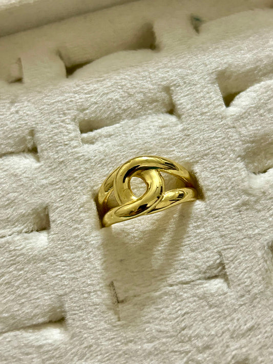 Wave Loop Ring