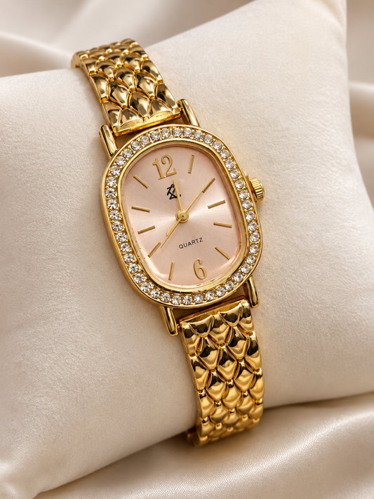 Luxe Oval Golden Watch